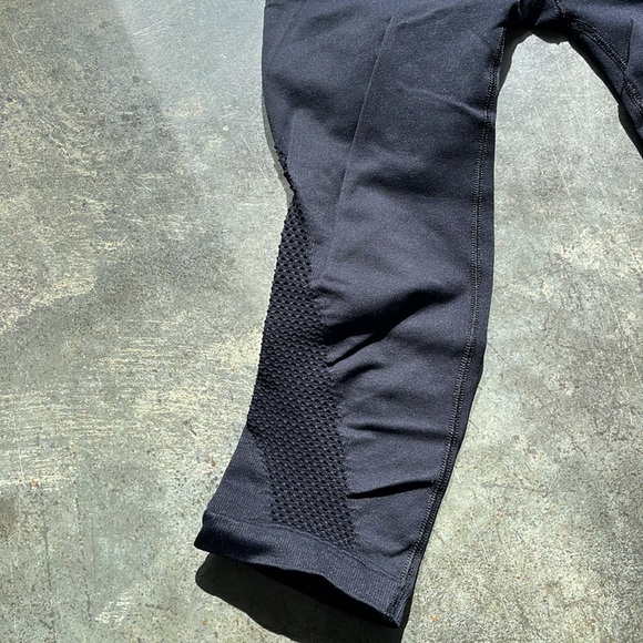 Athleta capri legging all black - Picture 1 of 8